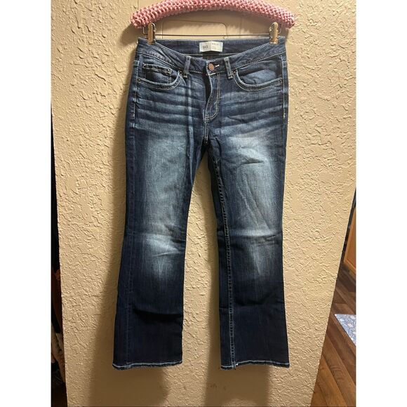 BKE Stella Slim Fit Low Rise Bootcut Jeans Woman’s Size 28x29.5 - Picture 1 of 11